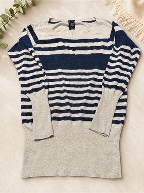 🎉2 for $20 🎉Talula Aritzia Cashmere Angora Striped Tunic Sweater XS